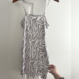 SHEIN Slit Hem Zebra Print Bodycon Dress